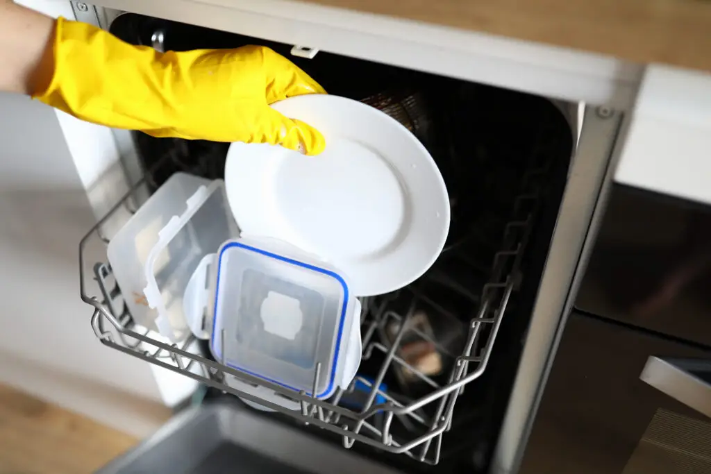 How to clean a dishwasher