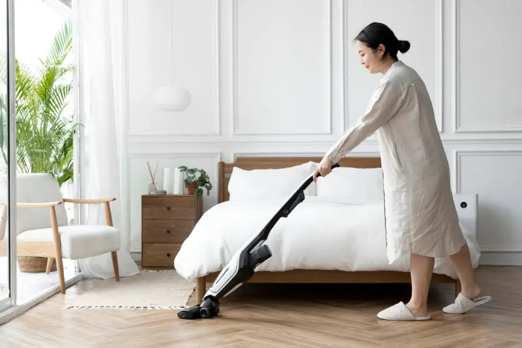 Bedroom Cleaning Checklist: The Path to a Peaceful Retreat