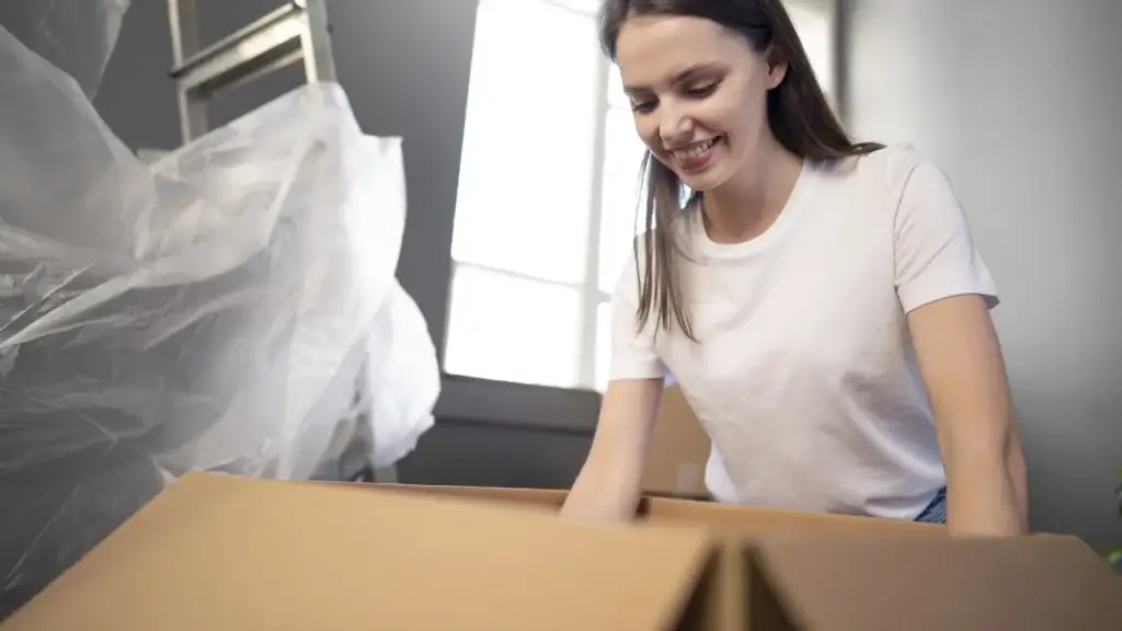 Move-in cleaning: what to do before you unpack a single box