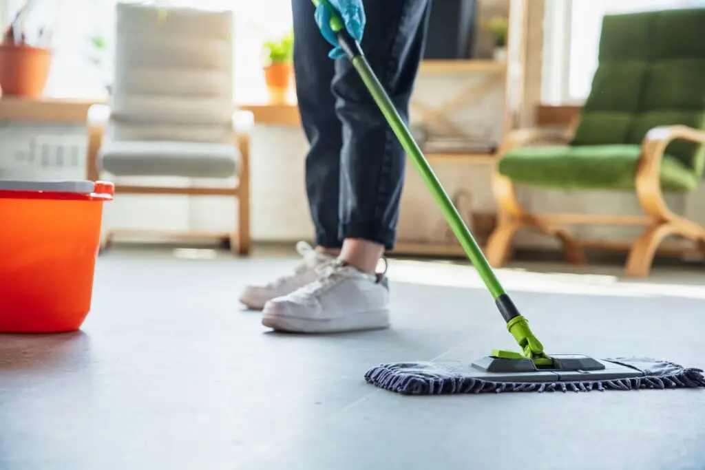 Disposable Mop Pads vs. Reusable Mop Pads