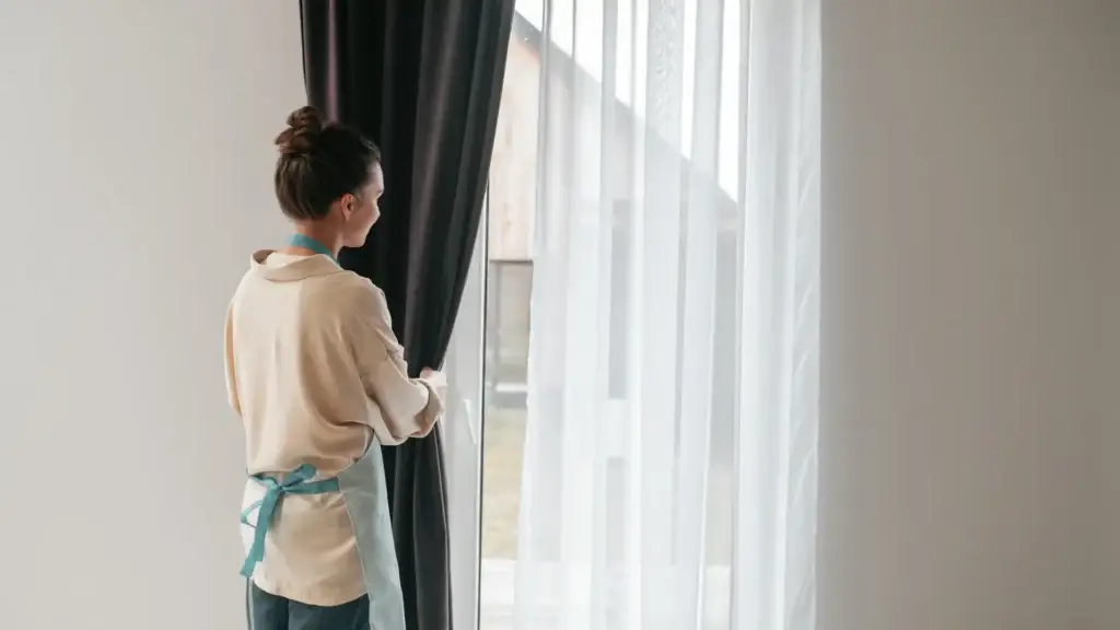 How to Wash Curtains: Machine, Hand Wash or Dry Clean